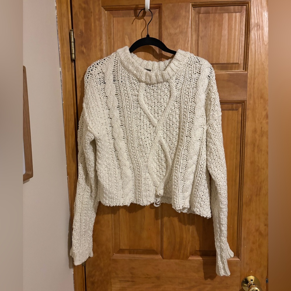 Women’s cream free people chunky knit sweater, medium